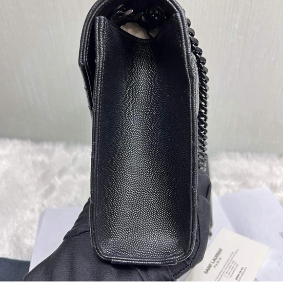 A107- ๐ฏ % authentic YLS Envelope Medium chain shoulder bag - Picture 12 of 17